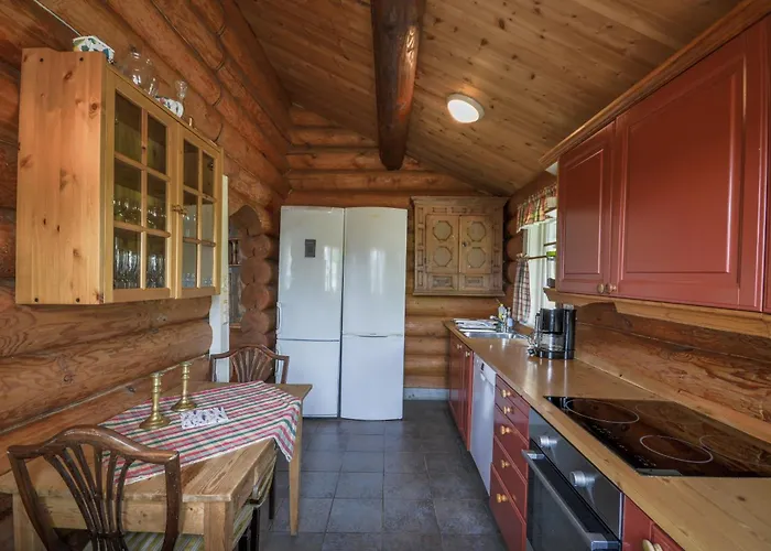 Large With Stunning Views! Chalet
