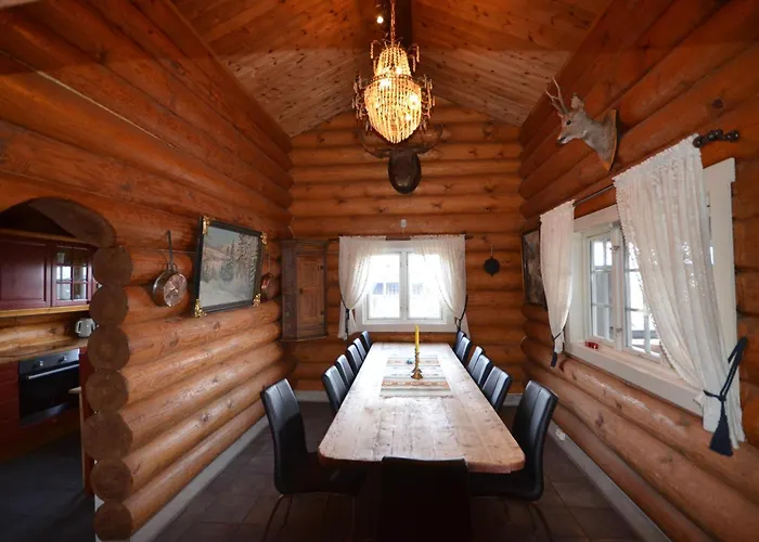 Large With Stunning Views! *