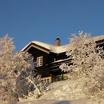 Large With Stunning Views! Chalet