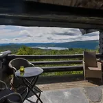 Large With Stunning Views! *