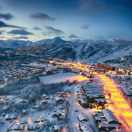 Large With Stunning Views! Beitostolen